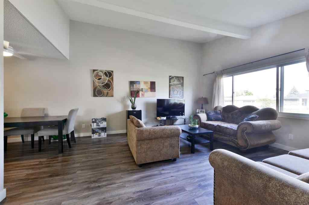MLS® A2247057 - Unit #A & B 927 43 Street SW in Rosscarrock Calgary, Residential