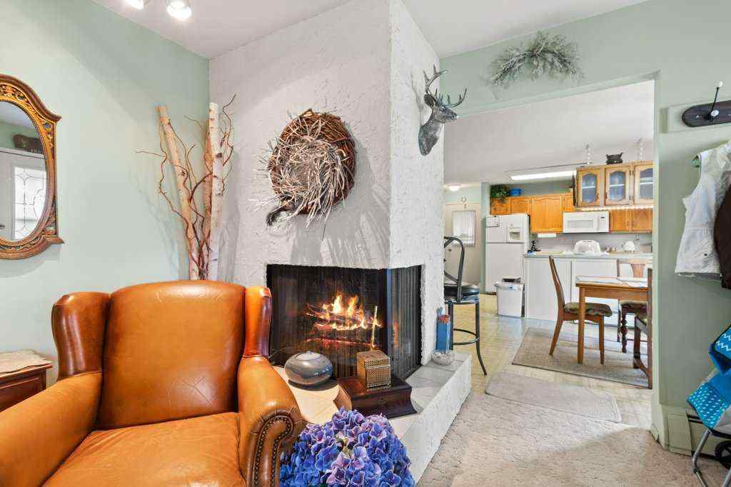 MLS® A2247061 - 5223 53 Street  in NONE Eckville, Residential