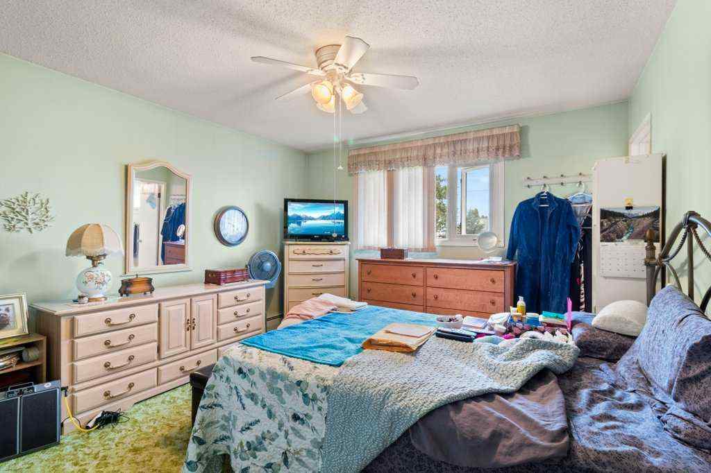 MLS® A2247061 - 5223 53 Street  in NONE Eckville, Residential