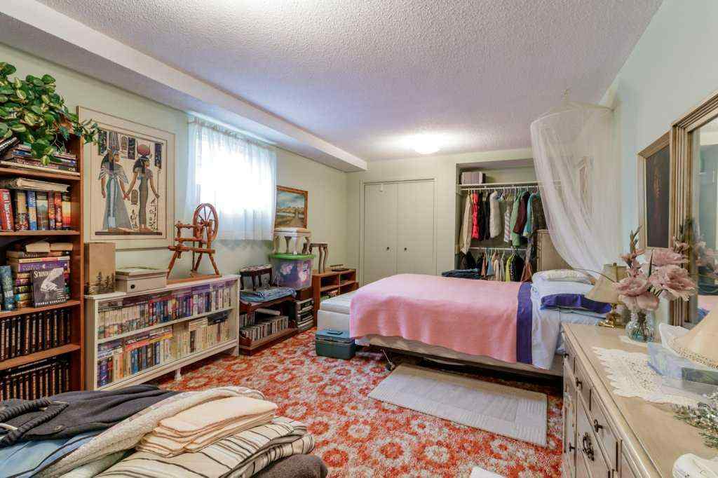 MLS® A2247061 - 5223 53 Street  in NONE Eckville, Residential