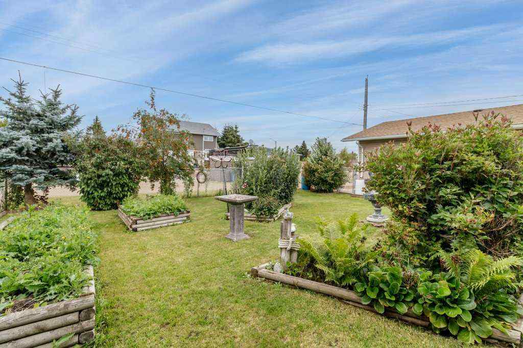 MLS® A2247061 - 5223 53 Street  in NONE Eckville, Residential