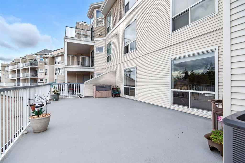 MLS® A2247073 - Unit #204 6118 53 Avenue  in Highland Green Estates Red Deer, Residential