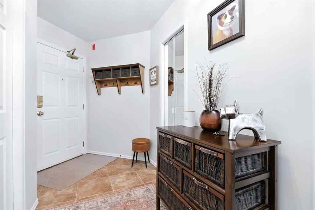 MLS® A2247073 - Unit #204 6118 53 Avenue  in Highland Green Estates Red Deer, Residential