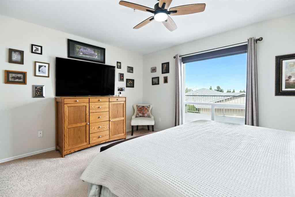 MLS® A2247073 - Unit #204 6118 53 Avenue  in Highland Green Estates Red Deer, Residential