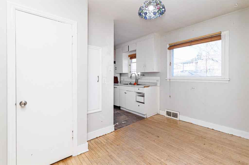 MLS® A2247076 - 2820 Parkdale Boulevard NW in West Hillhurst Calgary, Residential