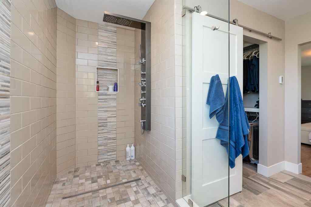 MLS® A2247079 - 664 29 Avenue NW in Mount Pleasant Calgary, Residential