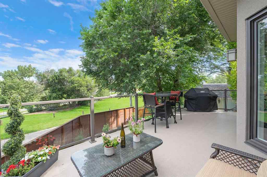 MLS® A2247079 - 664 29 Avenue NW in Mount Pleasant Calgary, Residential