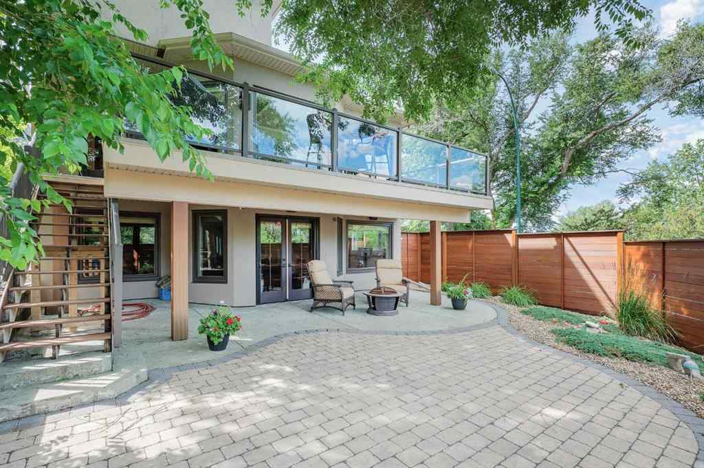 MLS® A2247079 - 664 29 Avenue NW in Mount Pleasant Calgary, Residential