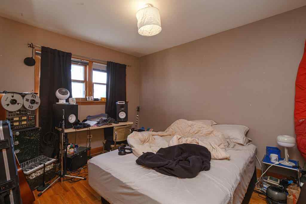 MLS® A2247084 - 2824 Parkdale Boulevard NW in West Hillhurst Calgary, Residential