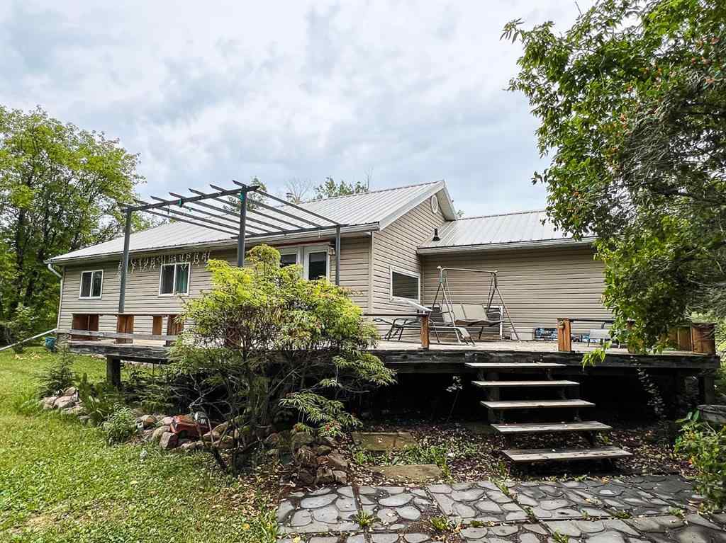 MLS® A2247087 - 21 Erlam Street  in NONE McLennan, Residential