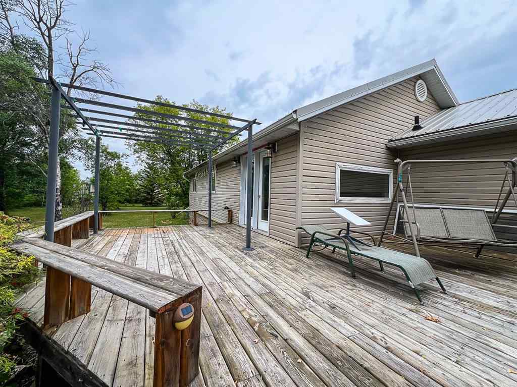 MLS® A2247087 - 21 Erlam Street  in NONE McLennan, Residential