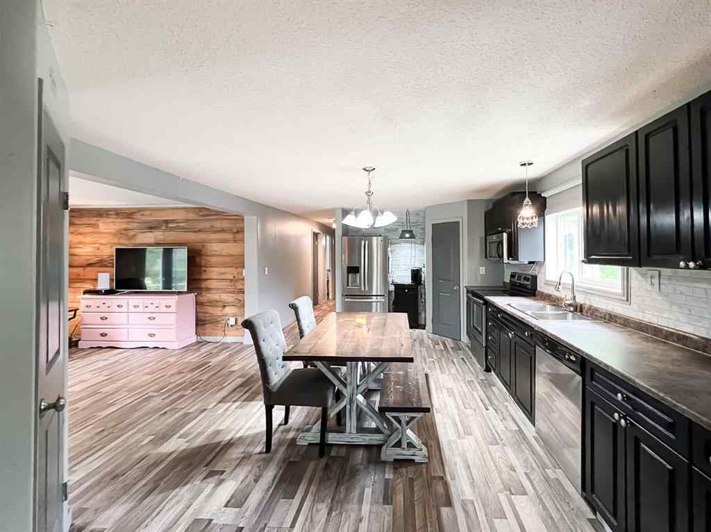 MLS® A2247087 - 21 Erlam Street  in NONE McLennan, Residential