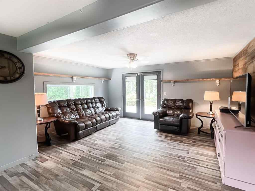 MLS® A2247087 - 21 Erlam Street  in NONE McLennan, Residential