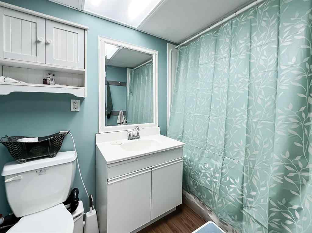 MLS® A2247087 - 21 Erlam Street  in NONE McLennan, Residential