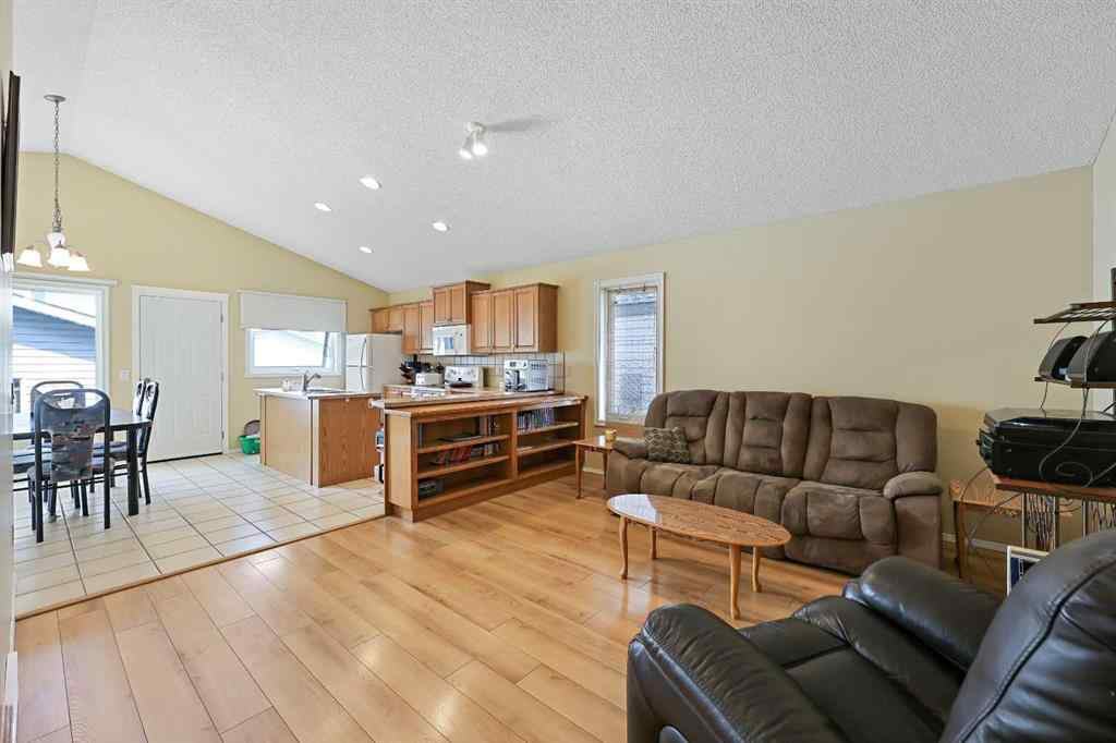 MLS® A2247088 - 76 Prestwick Cove SE in McKenzie Towne Calgary, Residential