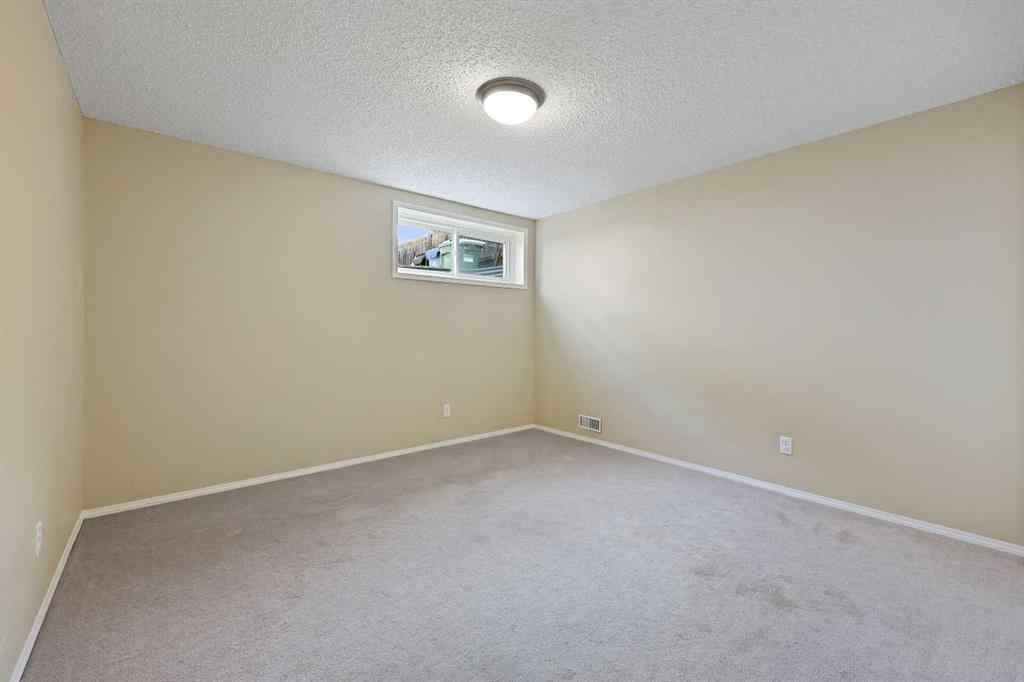 MLS® A2247088 - 76 Prestwick Cove SE in McKenzie Towne Calgary, Residential