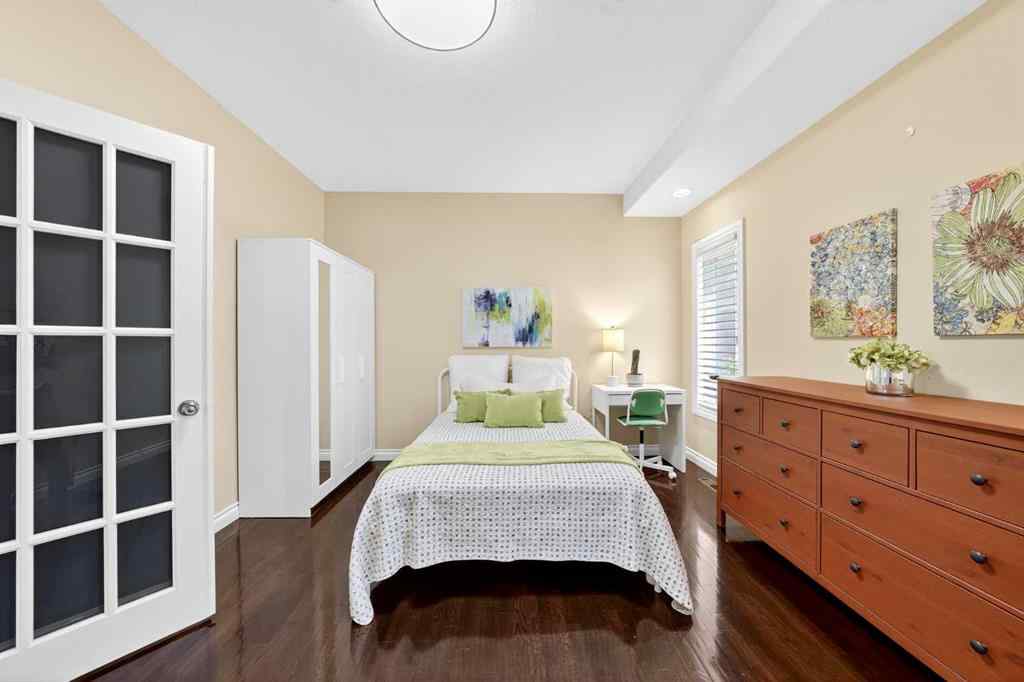 MLS® A2247102 - 7 Signal Hill Terrace SW in Signal Hill Calgary, Residential