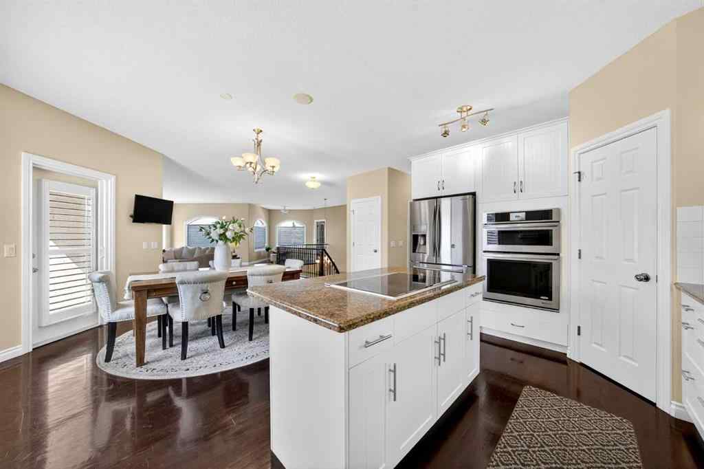 MLS® A2247102 - 7 Signal Hill Terrace SW in Signal Hill Calgary, Residential