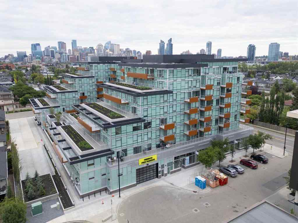 MLS® A2247107 - Unit #303 110 18A Street NW in West Hillhurst Calgary, Residential