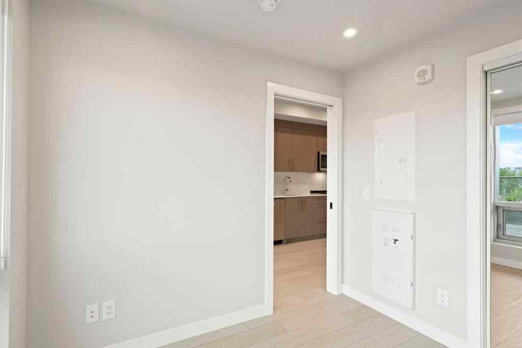 MLS® A2247107 - Unit #303 110 18A Street NW in West Hillhurst Calgary, Residential