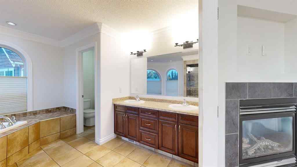 MLS® A2247125 - 9311 Wedgewood Drive S in Wedgewood Wedgewood, Residential