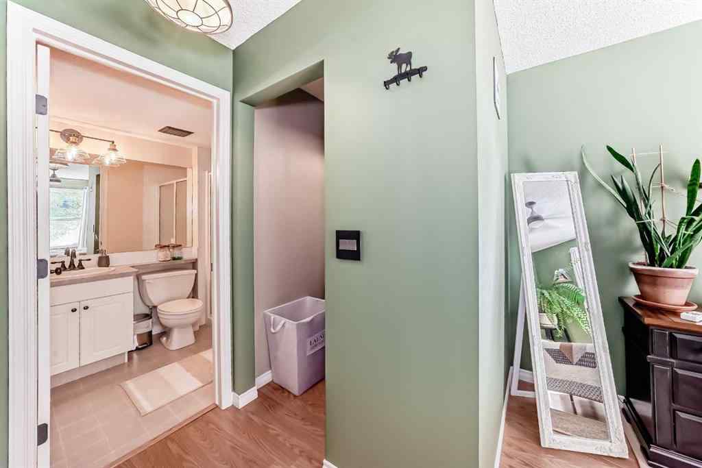 MLS® A2247131 - Unit #204 6900 Hunterview Drive NW in Huntington Hills Calgary, Residential
