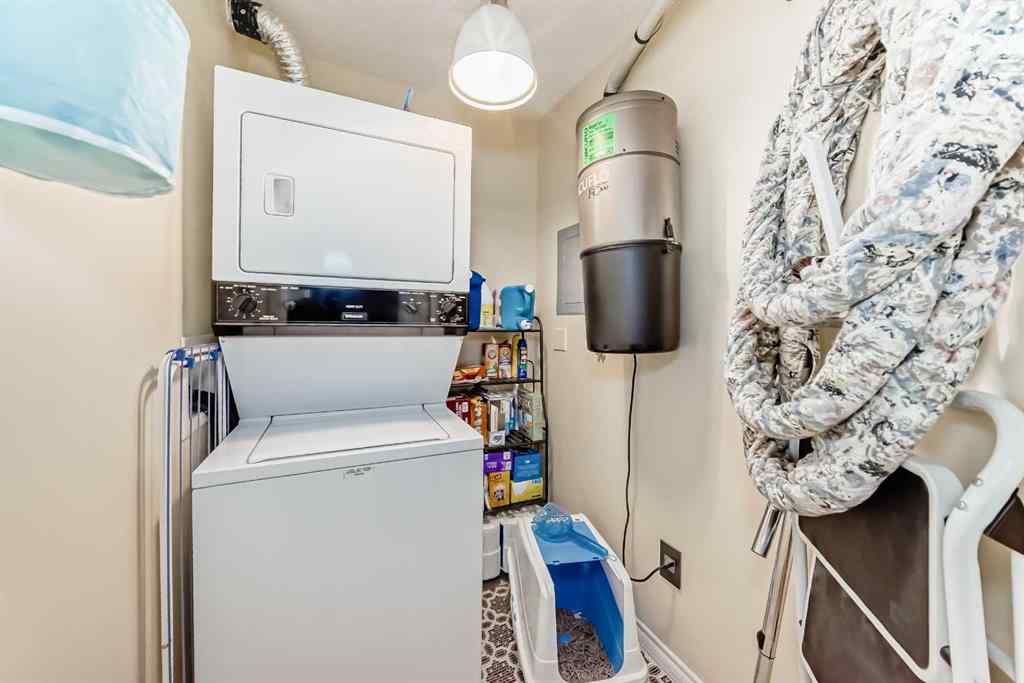 MLS® A2247131 - Unit #204 6900 Hunterview Drive NW in Huntington Hills Calgary, Residential