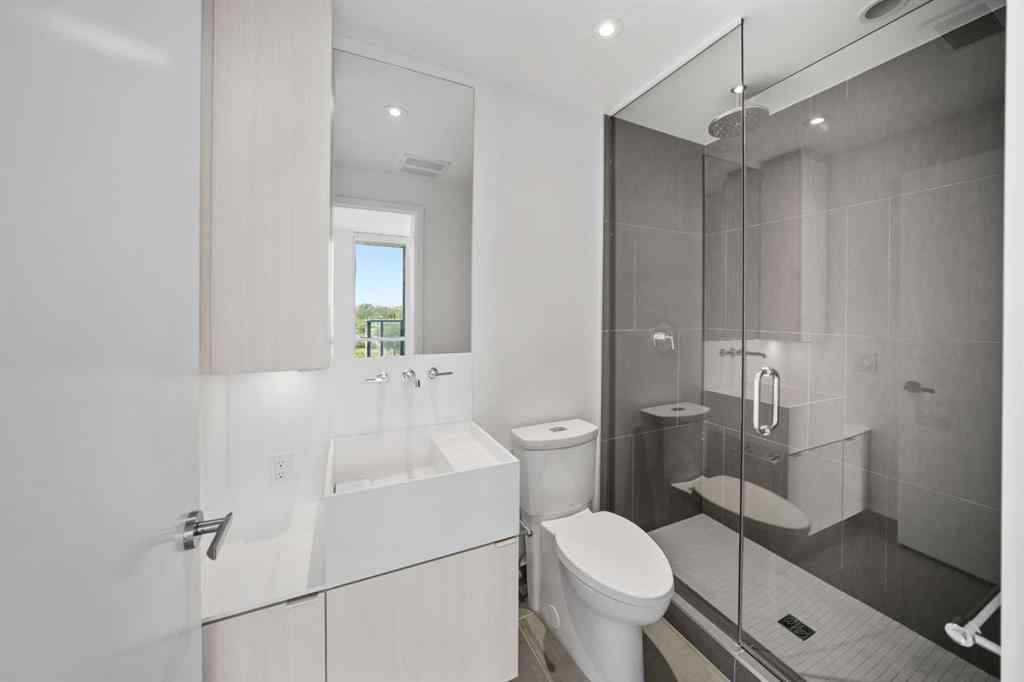 MLS® A2247133 - Unit #210 615 6 Avenue SE in Downtown East Village Calgary, Residential