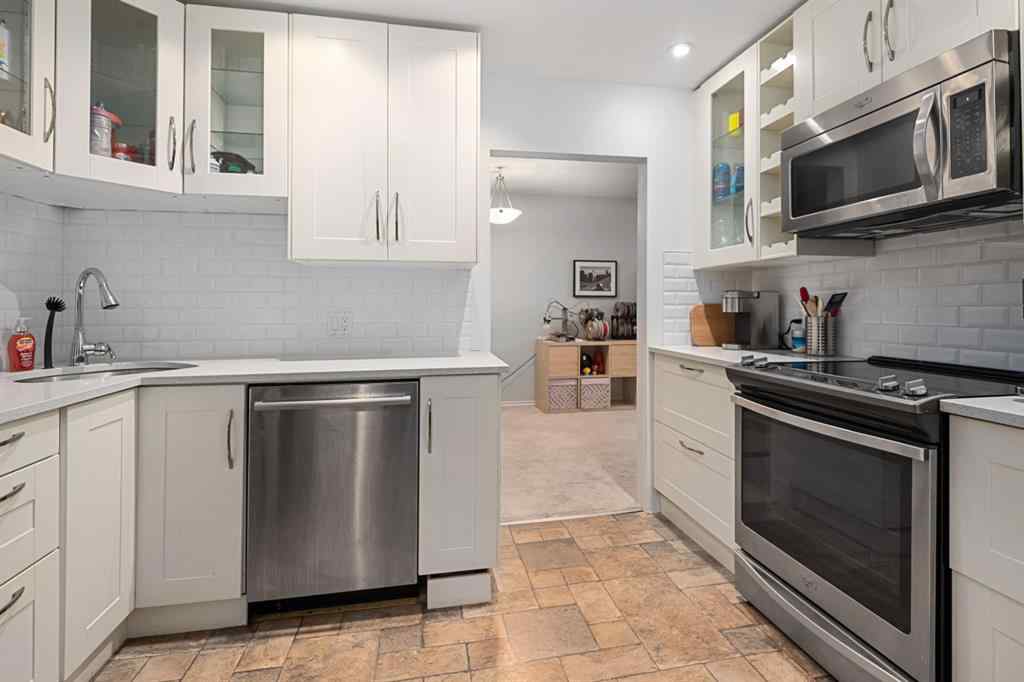 MLS® A2247134 - Unit #417 3730 50 Street NW in Varsity Calgary, Residential