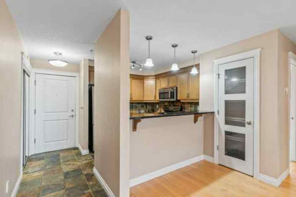 MLS® A2247142 - Unit #107 725 4 Street NE in Renfrew Calgary, Residential
