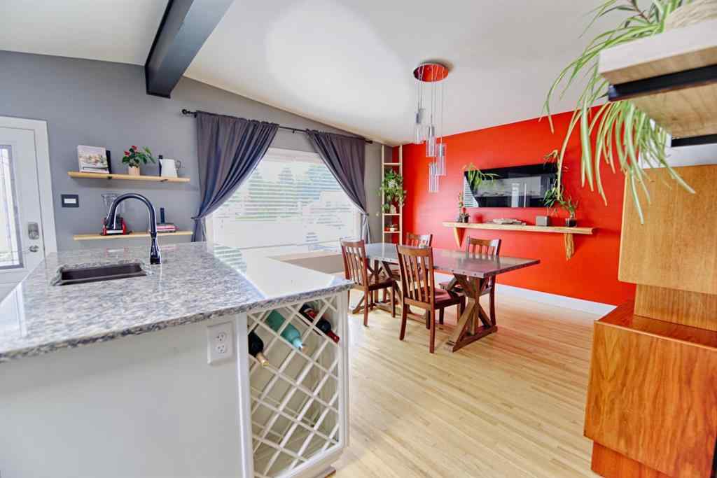 MLS® A2247147 - 2503 5A Avenue N in Majestic Place Lethbridge, Residential