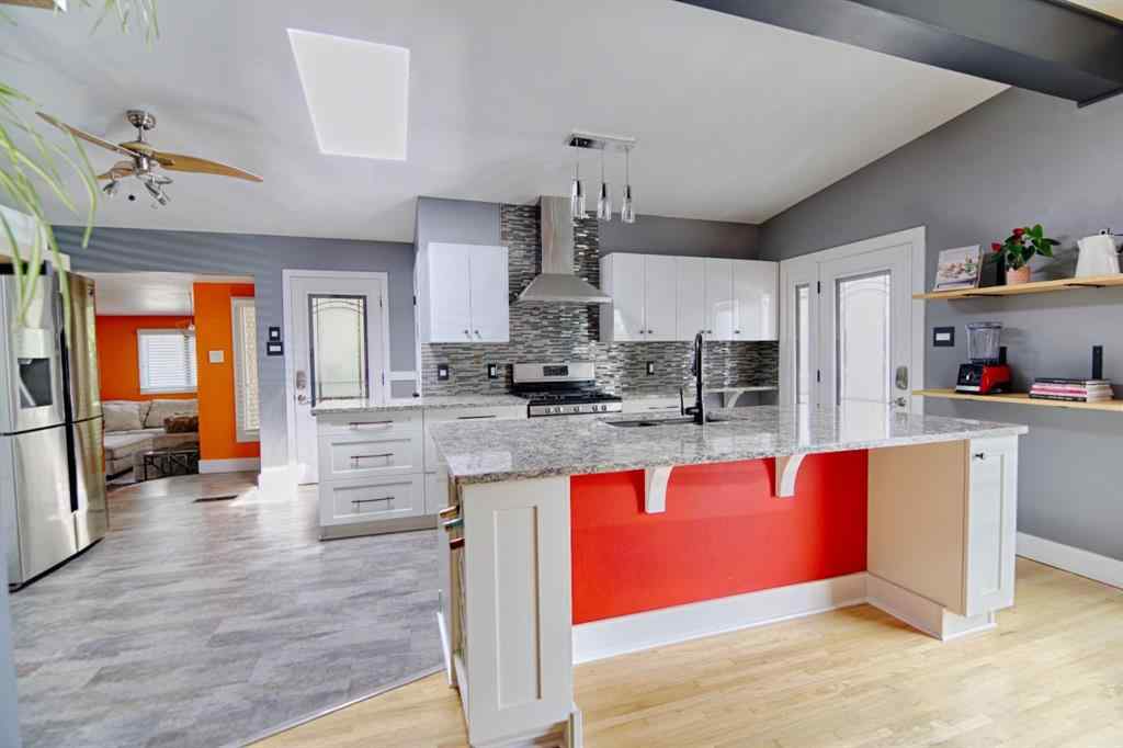 MLS® A2247147 - 2503 5A Avenue N in Majestic Place Lethbridge, Residential