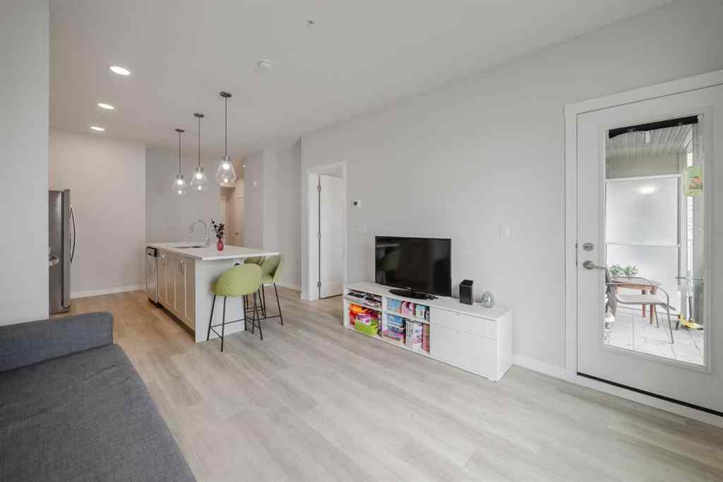MLS® A2247150 - Unit #102 200 Shawnee Square SW in Shawnee Slopes Calgary, Residential