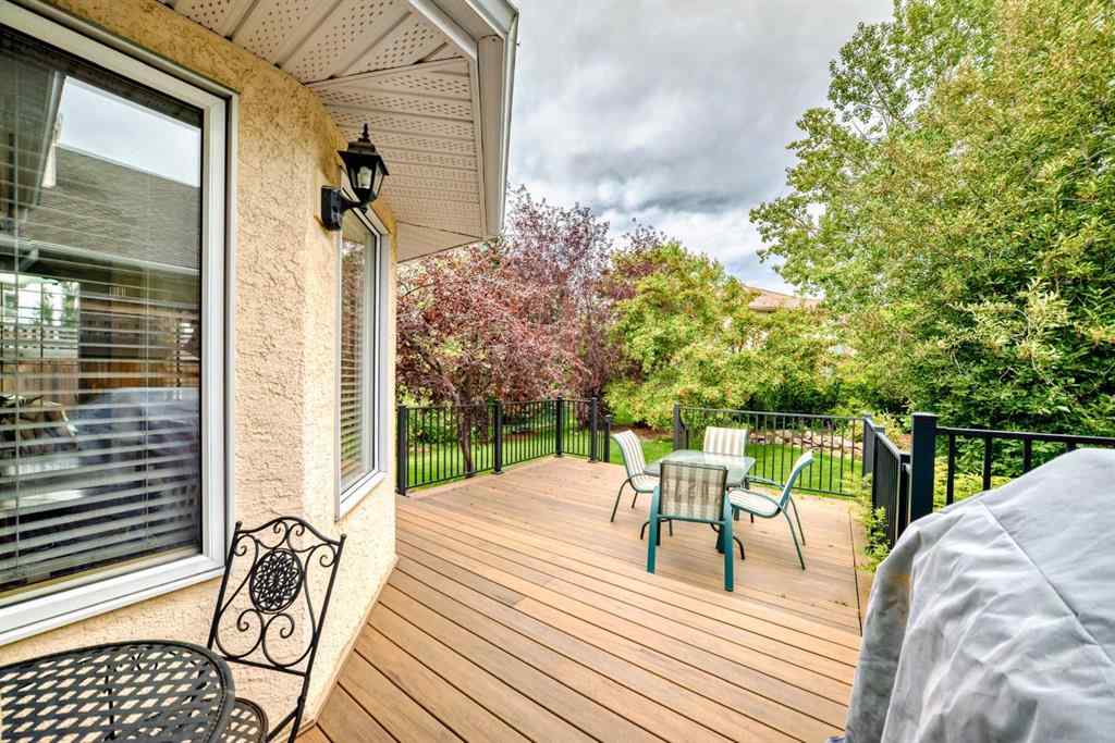 MLS® A2247151 - 83 Gleneagles Close  in GlenEagles Cochrane, Residential
