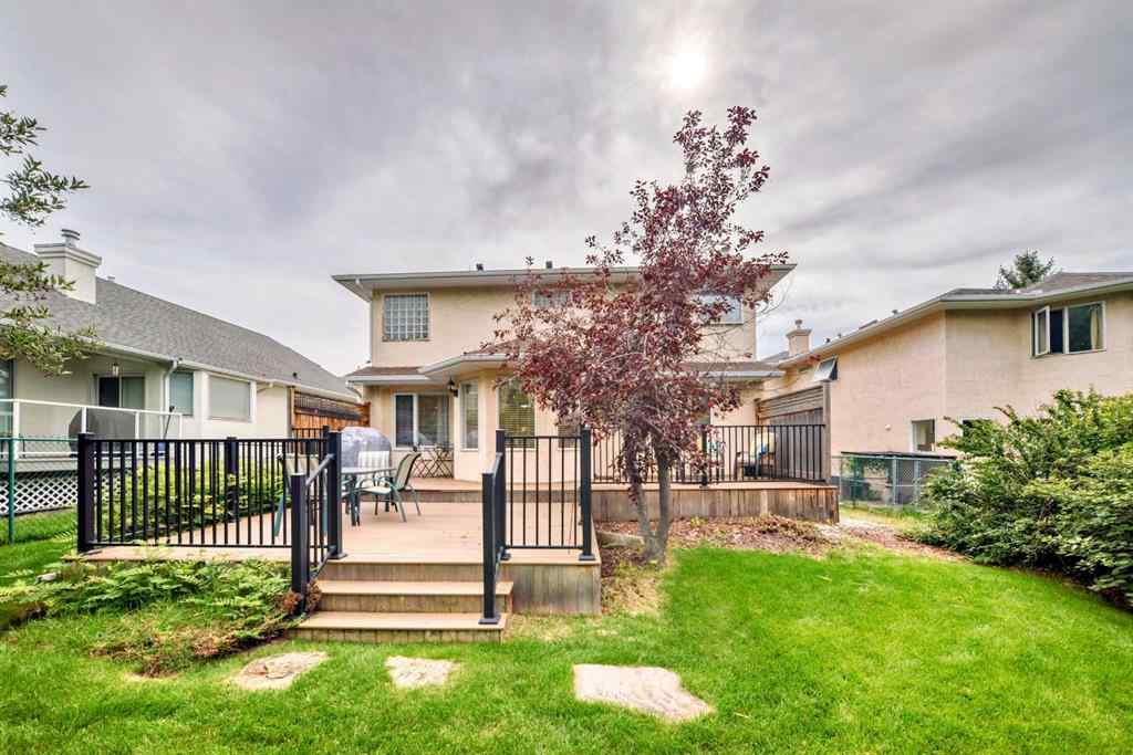 MLS® A2247151 - 83 Gleneagles Close  in GlenEagles Cochrane, Residential