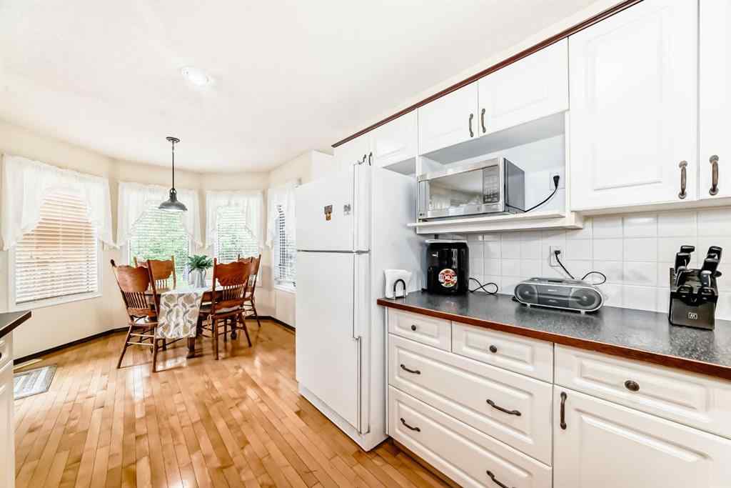 MLS® A2247151 - 83 Gleneagles Close  in GlenEagles Cochrane, Residential