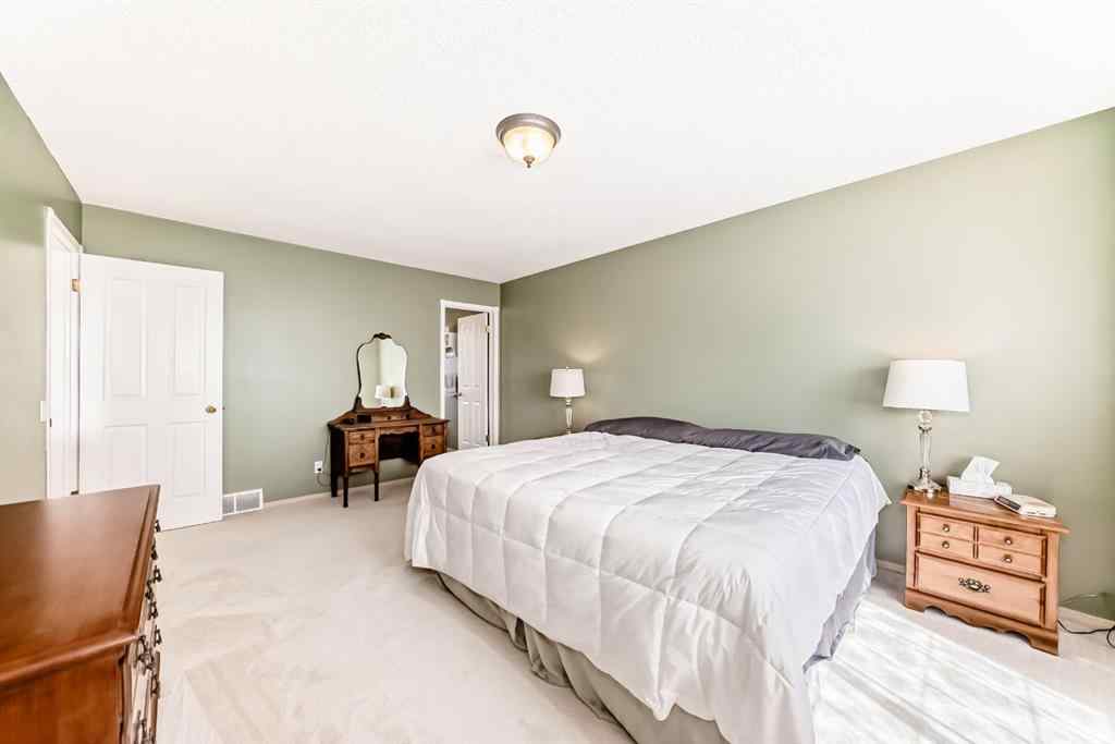 MLS® A2247151 - 83 Gleneagles Close  in GlenEagles Cochrane, Residential