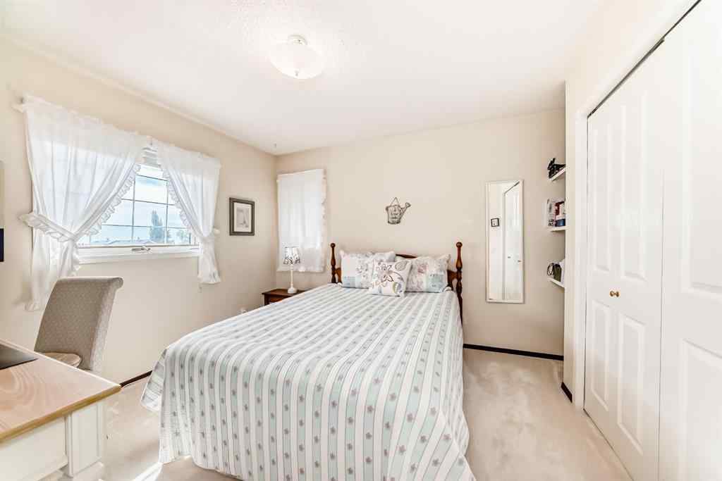 MLS® A2247151 - 83 Gleneagles Close  in GlenEagles Cochrane, Residential