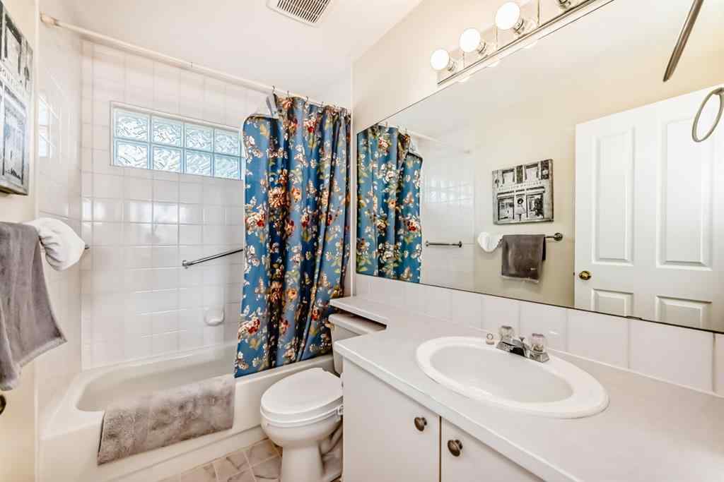 MLS® A2247151 - 83 Gleneagles Close  in GlenEagles Cochrane, Residential