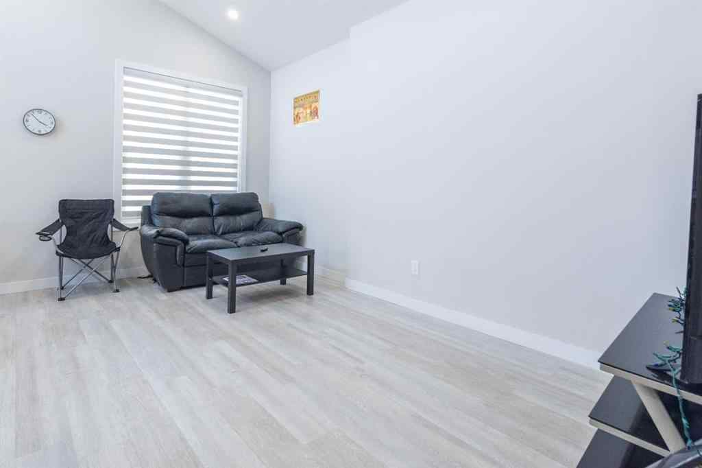 MLS® A2247152 - Unit #4 41 7 Avenue SE in Central High River High River, Residential