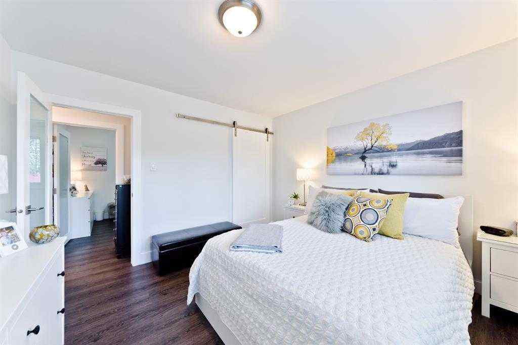 MLS® A2247153 - 805 67 Avenue SW in Kingsland Calgary, Residential