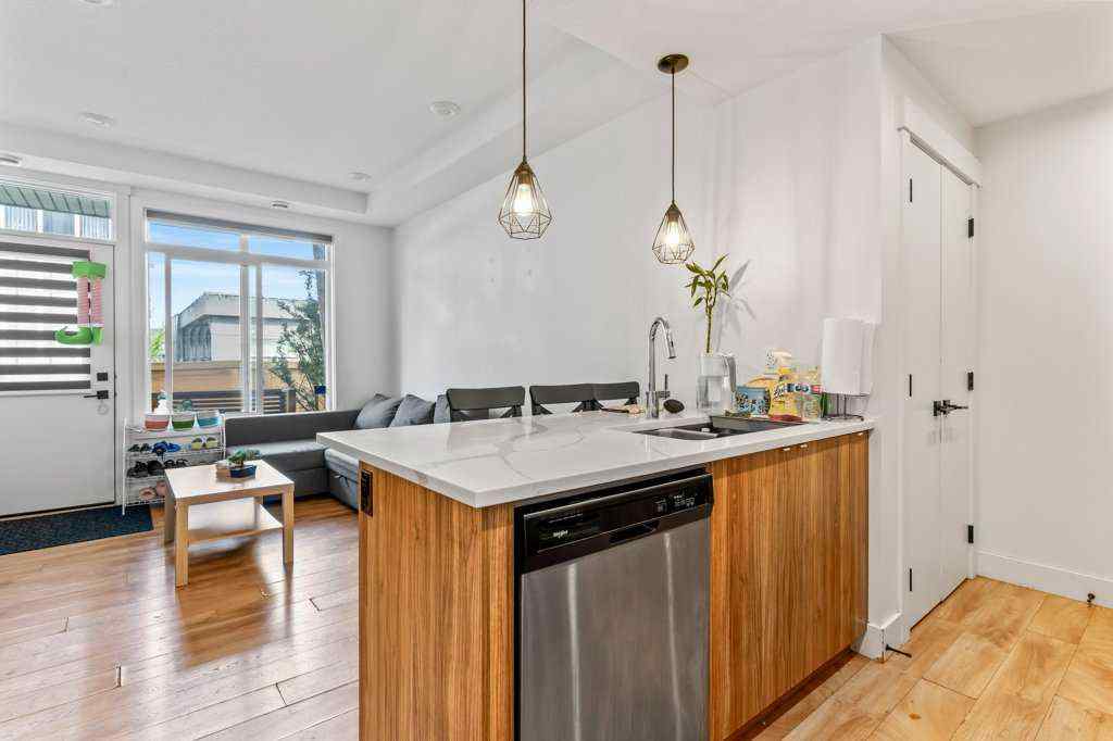 MLS® A2247157 - 110 Savanna Walk NE in Saddle Ridge Calgary, Residential