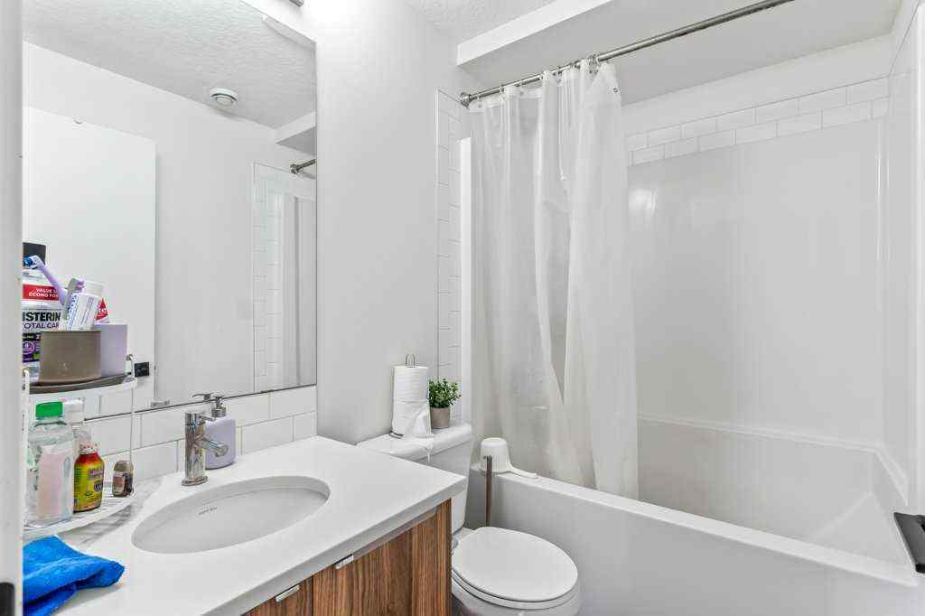 MLS® A2247157 - 110 Savanna Walk NE in Saddle Ridge Calgary, Residential