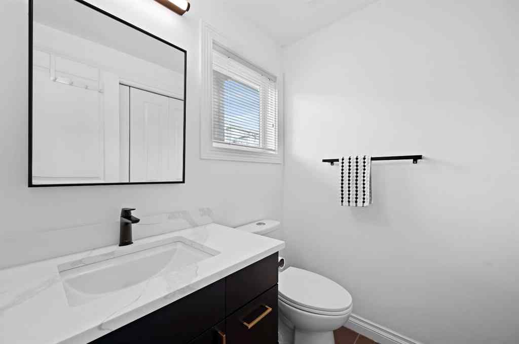 MLS® A2247163 - Unit #13 108 Rockyledge View NW in Rocky Ridge Calgary, Residential