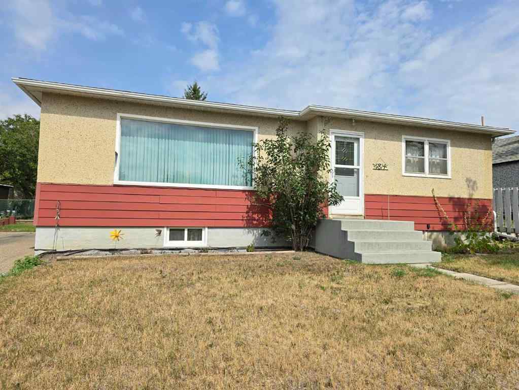 MLS® A2247164 - 9814 95 Avenue  in Downtown Peace River, Residential