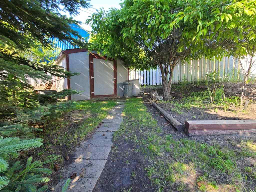 MLS® A2247164 - 9814 95 Avenue  in Downtown Peace River, Residential