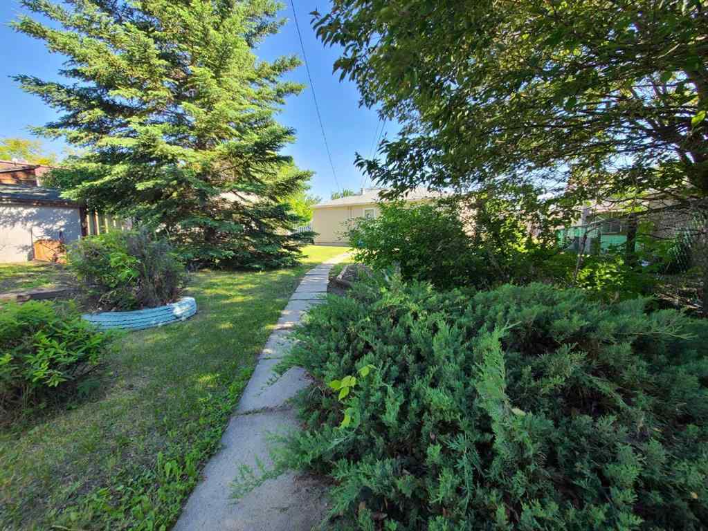 MLS® A2247164 - 9814 95 Avenue  in Downtown Peace River, Residential