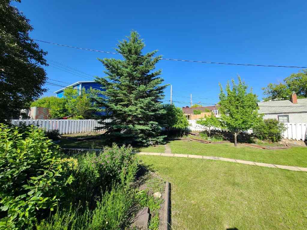 MLS® A2247164 - 9814 95 Avenue  in Downtown Peace River, Residential