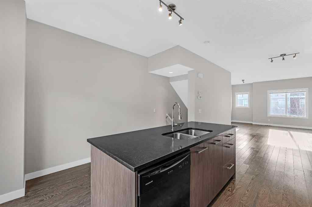 MLS® A2247171 - 6 Stonehouse Crescent NW in NONE High River, Residential