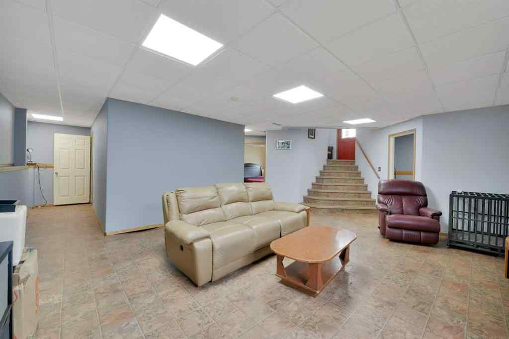 MLS® A2247173 - 52 Parkside Crescent  in Panorama Estates Blackfalds, Residential